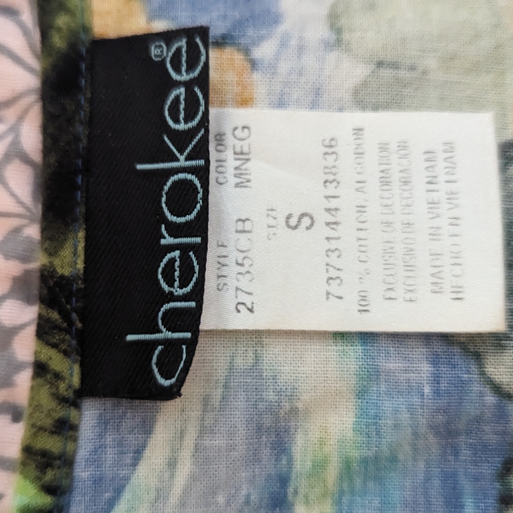 Scrub Patterned Tops/ Bundle - Picture 12 of 12